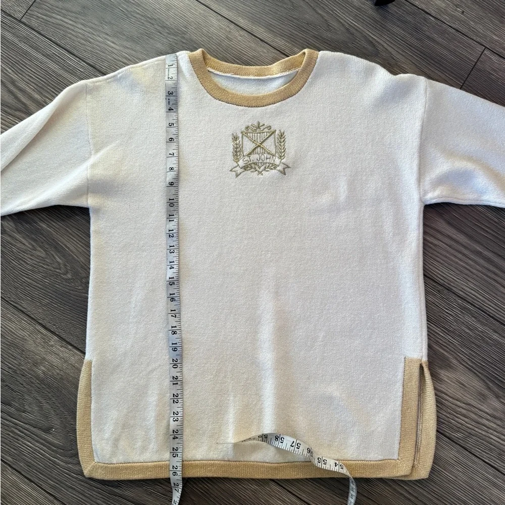 St John medium Santana Knit Sweater Cream Ivory with metallic gold crest